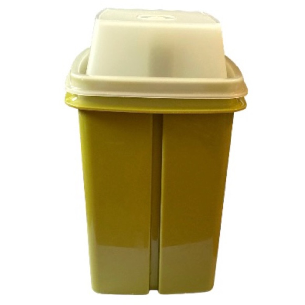 VTG Tupperware Pickle Container